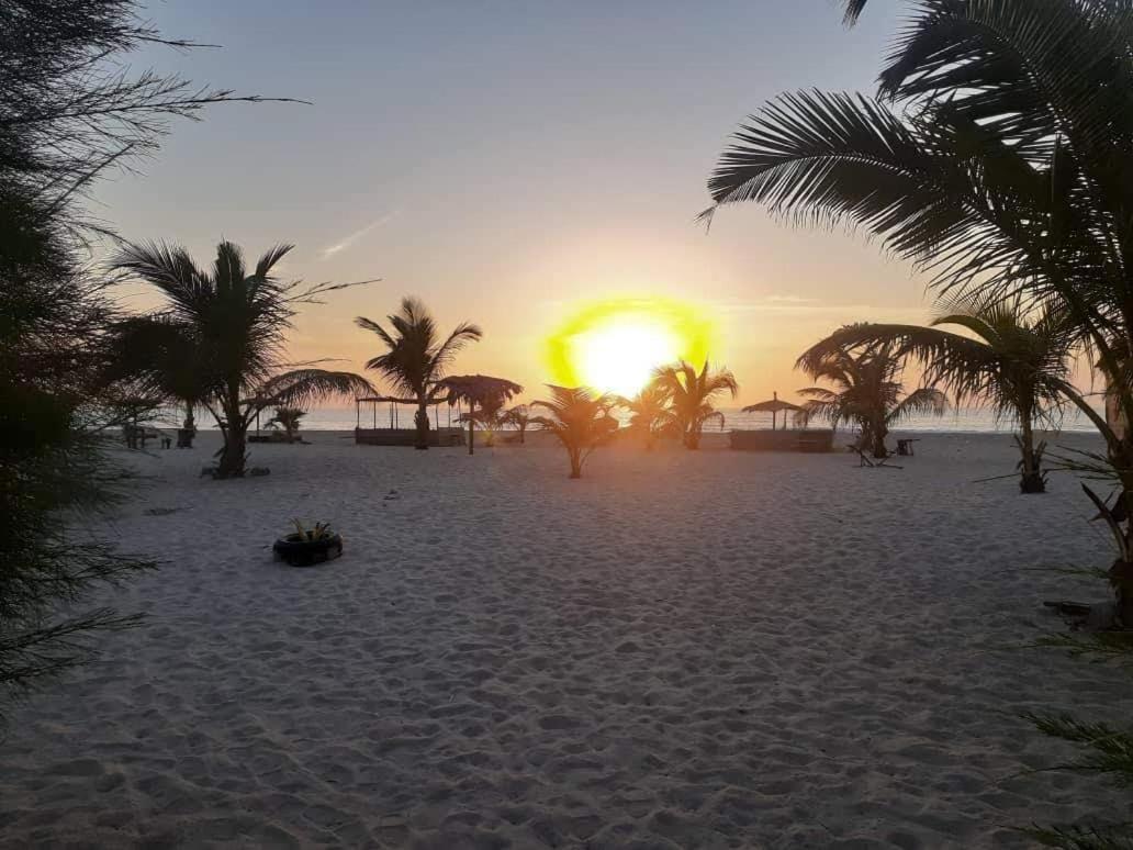 Santana Beachclub Sanyang Екстер'єр фото