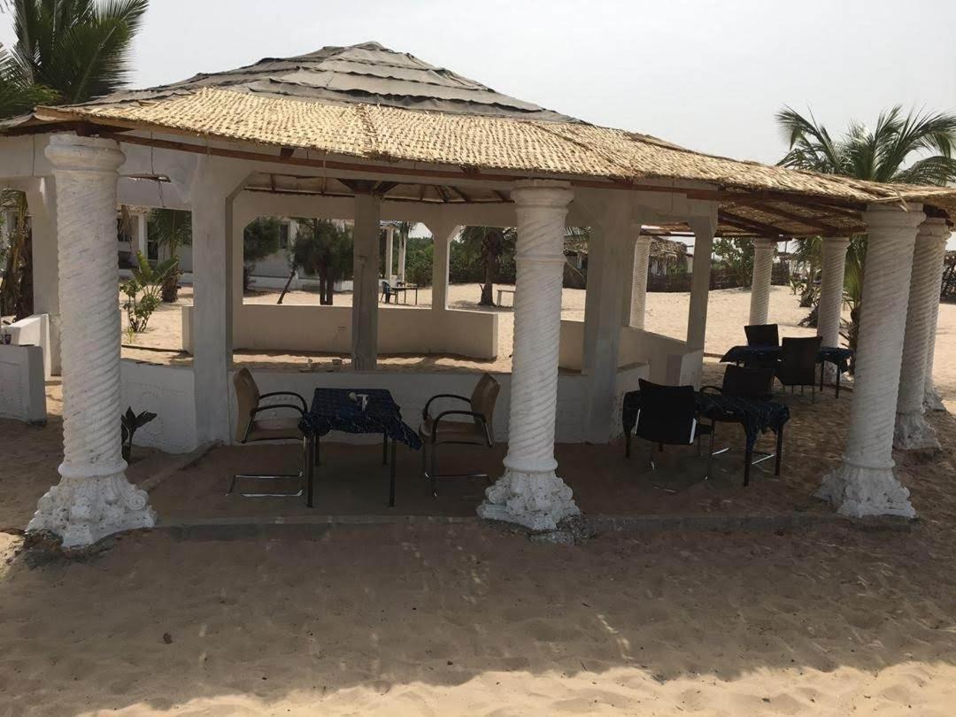 Santana Beachclub Sanyang Екстер'єр фото