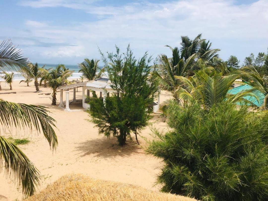 Santana Beachclub Sanyang Екстер'єр фото