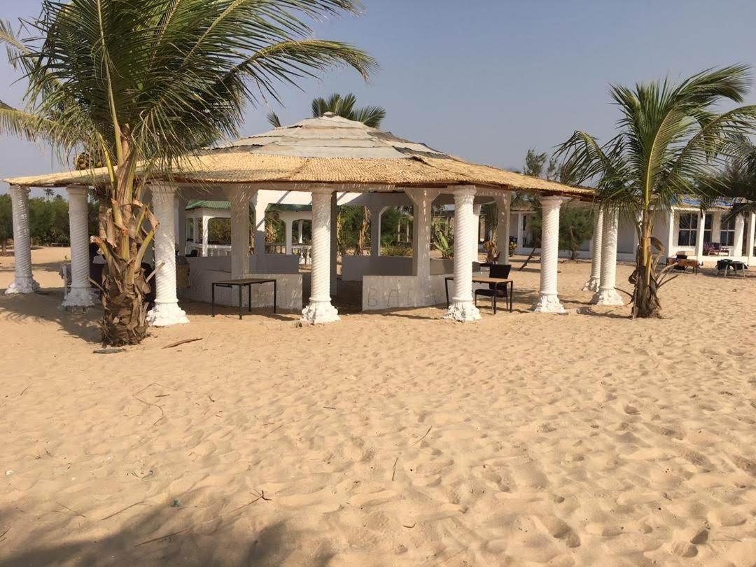 Santana Beachclub Sanyang Екстер'єр фото